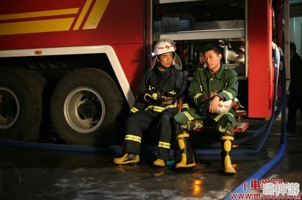 性莹莹烈火男儿之见习英雄