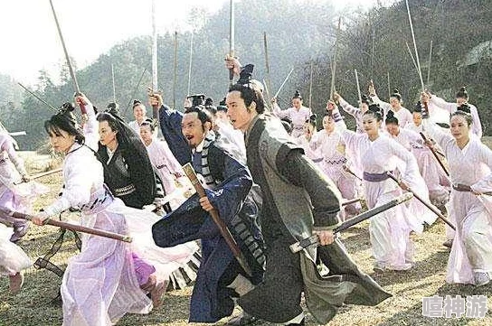 江湖求生必备神器：屠龙刀性能全面解析与实战应用一览