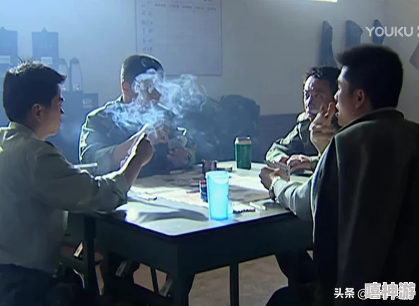 男生在床上不盖被子打扑克被遗忘的战役