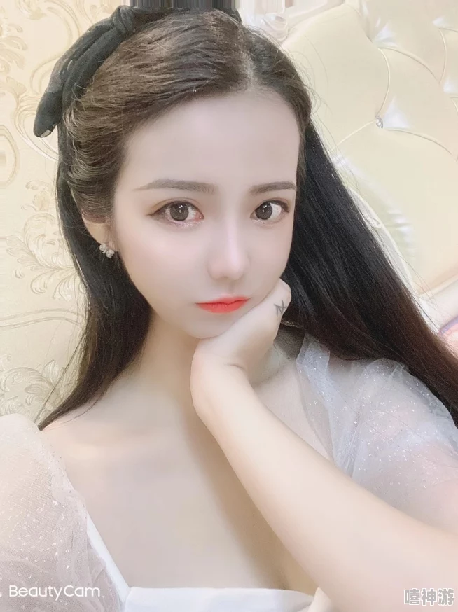 国产精品久久综合桃花网提供丰富多样的国产视频资源