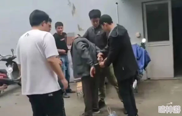 风流少妇赤裸惨遭抛尸嫌犯竟是其情夫因争吵失手杀害