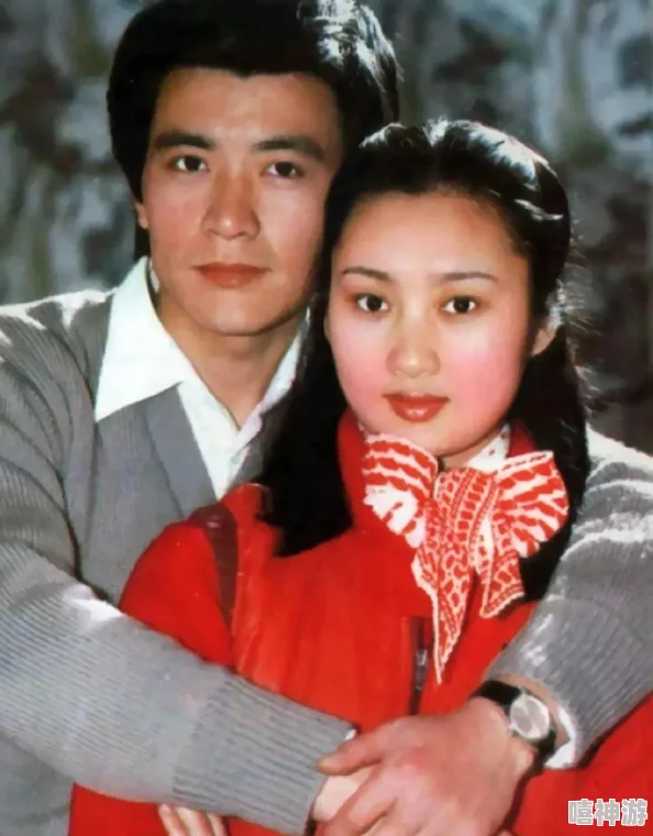 家庭相冊1981这本相册记录了那个年代的温馨与美好，值得珍藏。