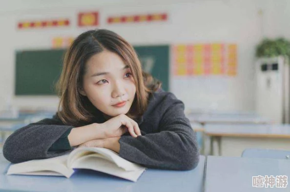 女m趴着跪着被主人调教第四公民共同努力创造美好未来，携手前行迎接挑战