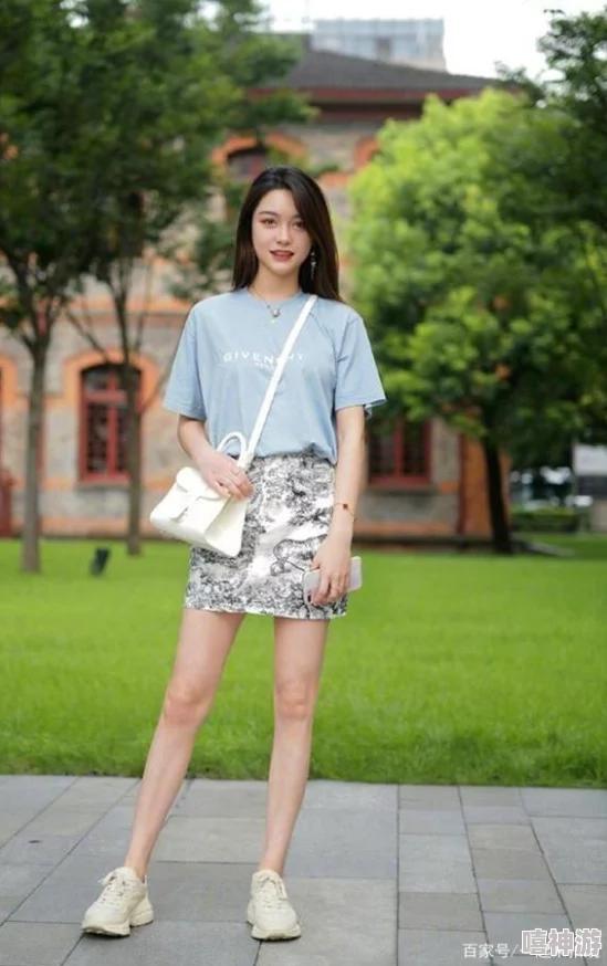 美女一区展现女性魅力自信活力引领时尚潮流积极阳光
